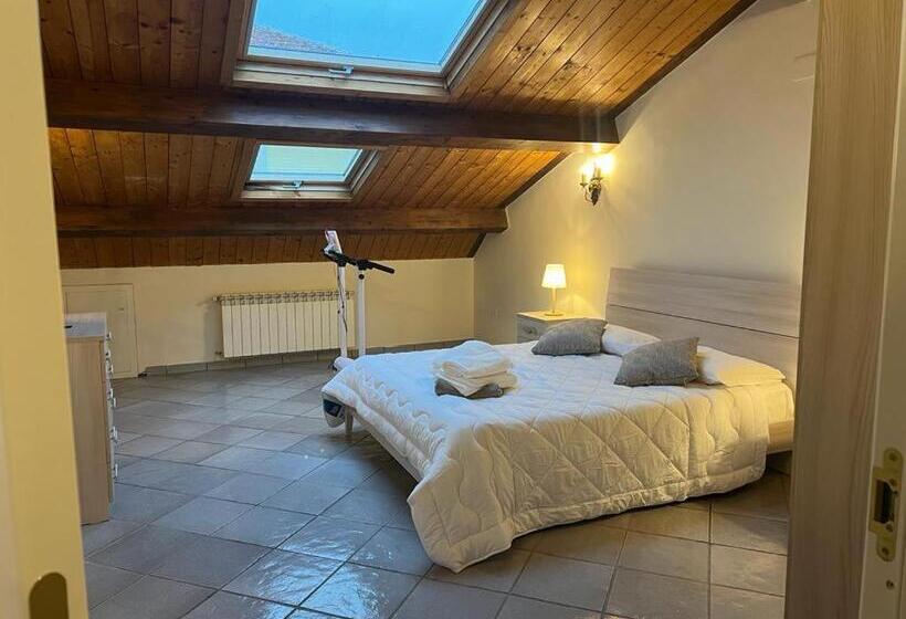 تختخواب و صبحانه Il Palazzo Luxury Home & Event