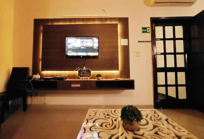 ベッドアンドブレックファースト Little Woods Family Stay On Manali Expressway