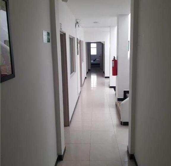 Отель Confort Boutique