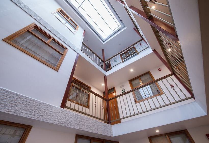 ホテル Estancia San Pedro