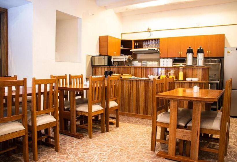 ホテル Estancia San Pedro