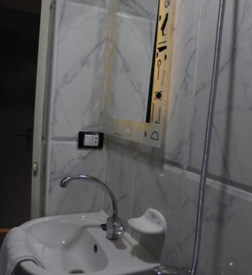 ホテル Hostel Sunset Down Town