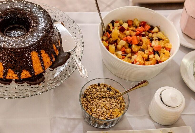 ホテル Pousada Da Tina