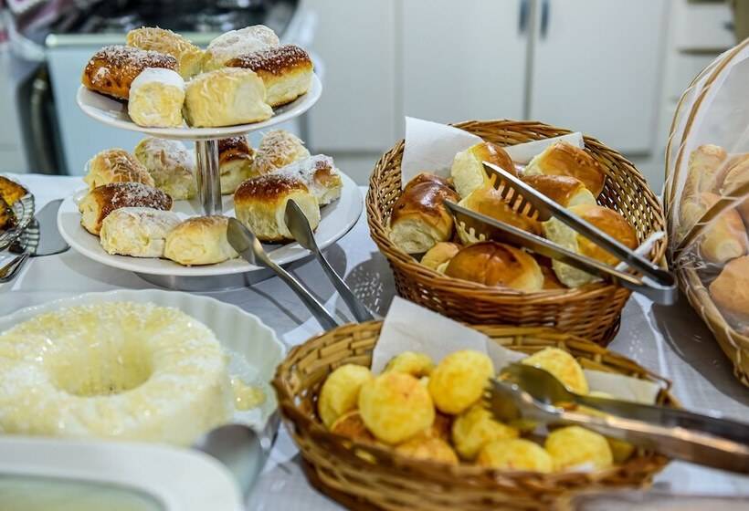 ホテル Pousada Da Tina