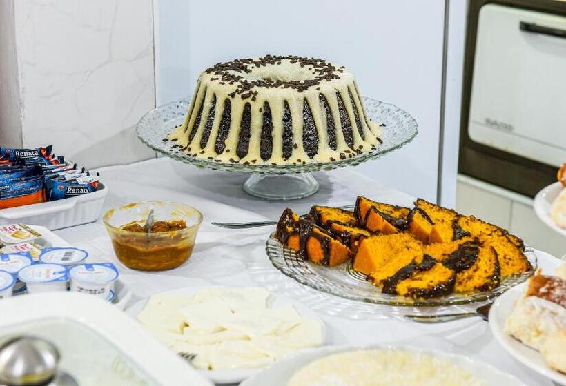 ホテル Pousada Da Tina