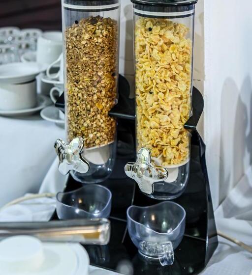 ホテル Pousada Da Tina