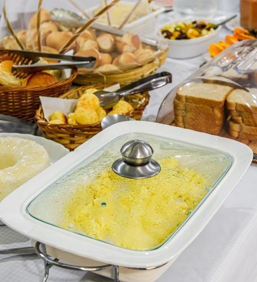 ホテル Pousada Da Tina