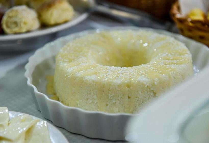 ホテル Pousada Da Tina