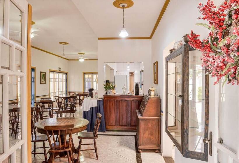 ホテル Pousada Da Tina