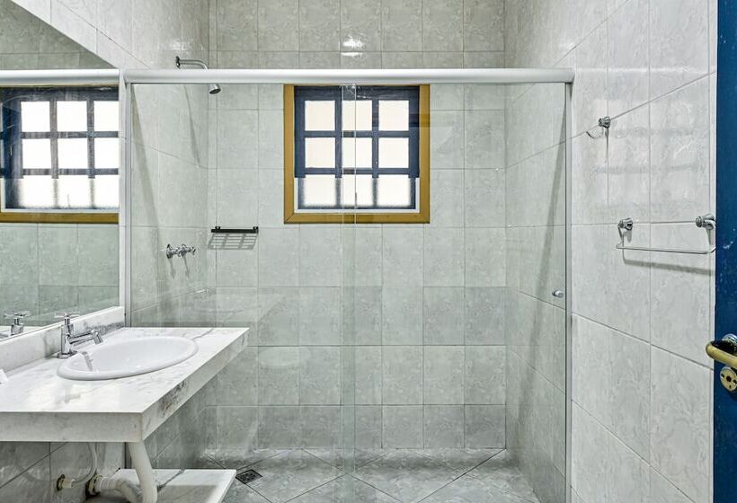 ホテル Pousada Da Tina