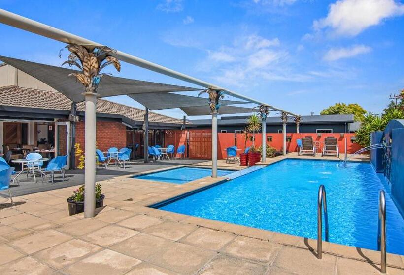 Riverside Hotel Marlborough