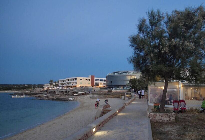 هتل Roquetes Rooms  Formentera Break