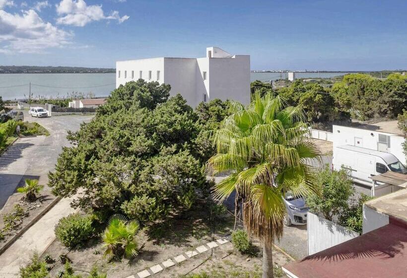 هتل Roquetes Rooms  Formentera Break