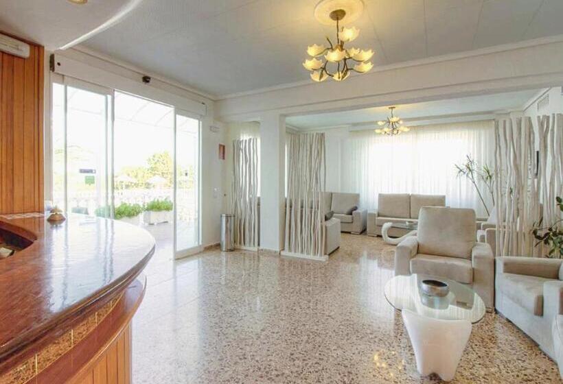 هتل Roquetes Rooms  Formentera Break