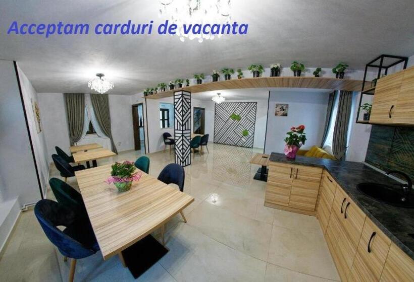 ペンション Bucovina Holidays Sadova