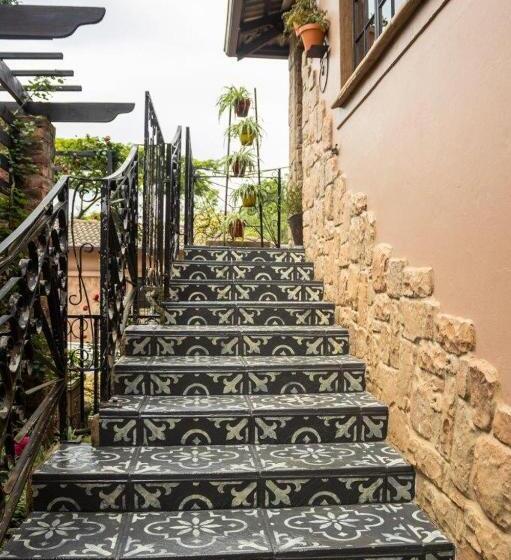 بنسيون La Casa Nostra Villa Rose Garden Bella