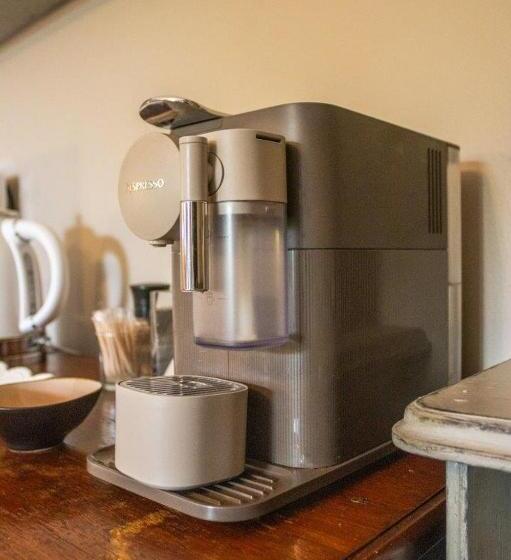 بنسيون La Casa Nostra Villa Rose Garden Bella