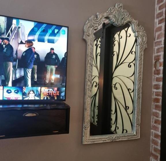 بنسيون La Casa Nostra Villa Rose Garden Carmella