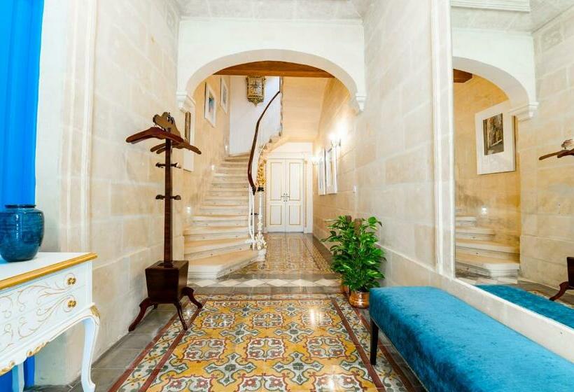 پانسیون Monreal Boutique Townhouse R024rm5