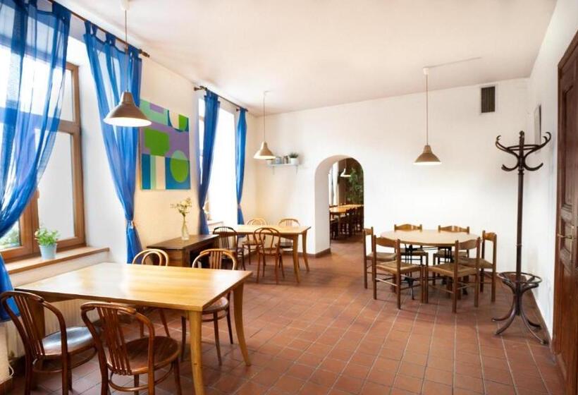 膳宿费 Penzion Grado Davle