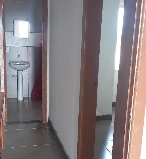 ペンション Recanto Das Pedras Casa Pedra Portuguesa Com Vista Para O Mar