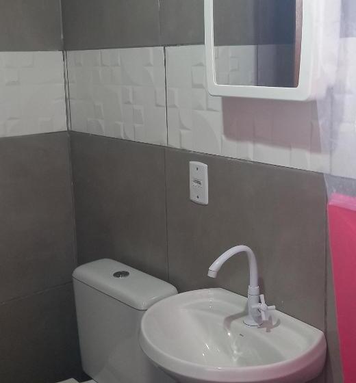 ペンション Recanto Das Pedras Casa Pedra Portuguesa Com Vista Para O Mar