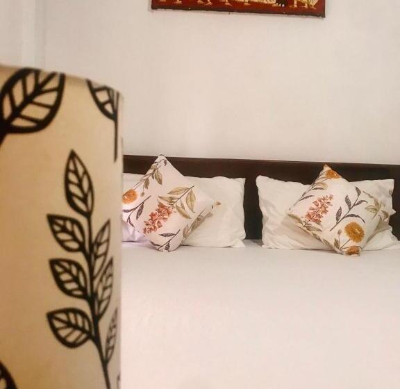 ペンション Riverside Guest House And Travels