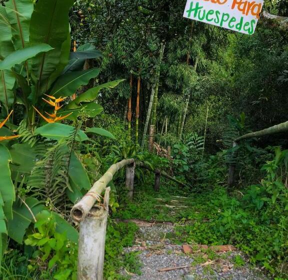 Пансион Room In Lodge Family Cabin With Lake View