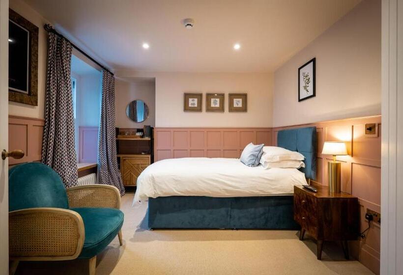 بنسيون The White House