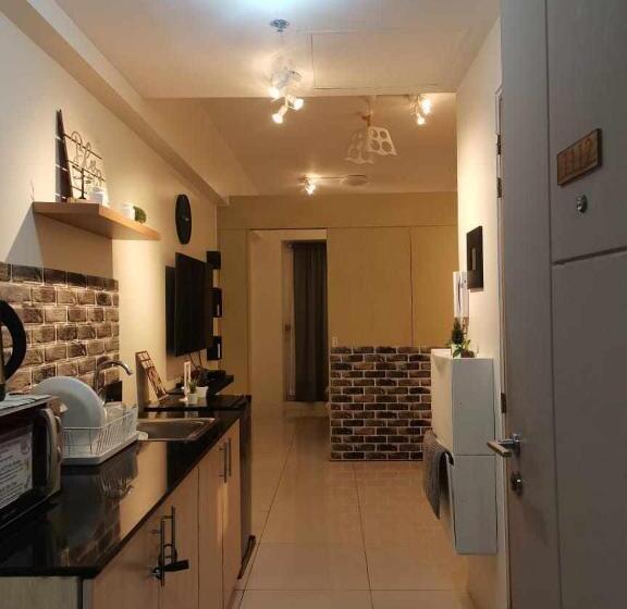 Wind Residence T4  I Near Taal View At Sky Lounge