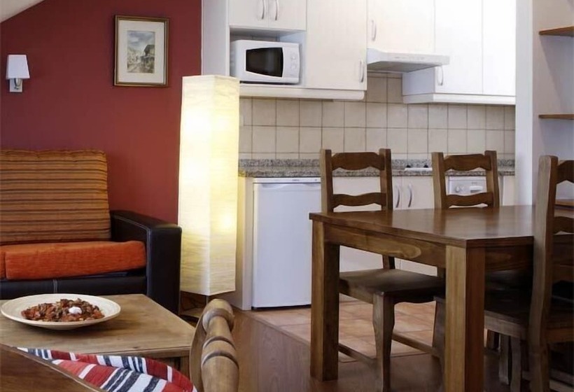 Apartamentos Turísticos Cuirgu