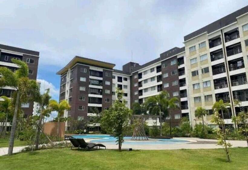 Avida Atria T2 C Short Walk Mall,esplanade,wifi,netflix,kitchen,pool