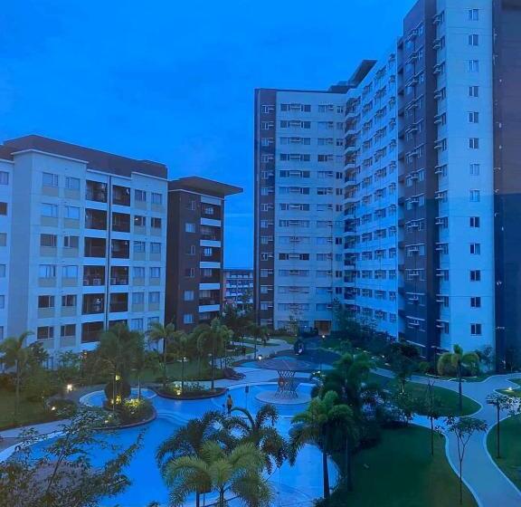 Avida Atria T2 F ,5mins To Festive Walk And 4 Mins To Iloilo Convention Center