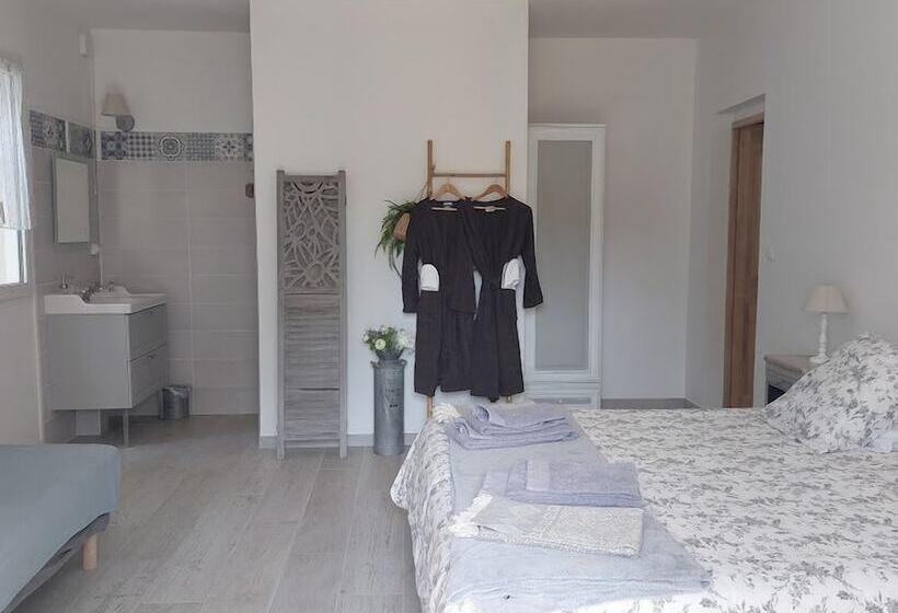 ベッドアンドブレックファースト Maison D Hôtes & Spa La Chêneraie Provence Ventoux