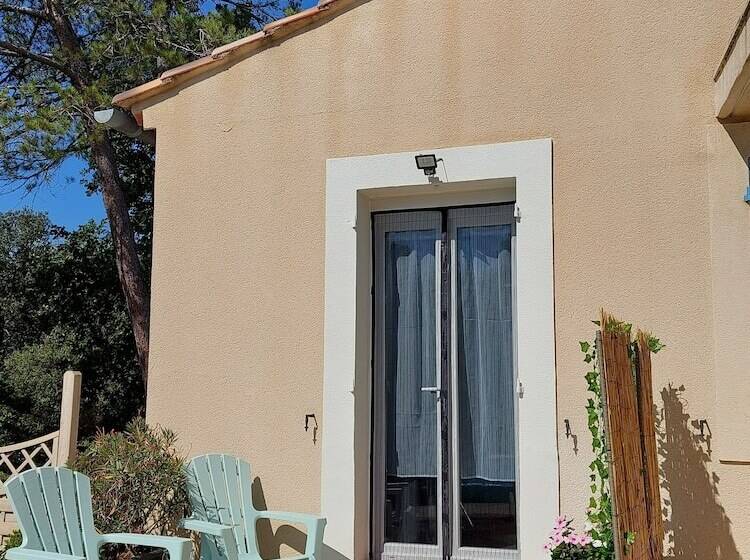 ベッドアンドブレックファースト Maison D Hôtes & Spa La Chêneraie Provence Ventoux