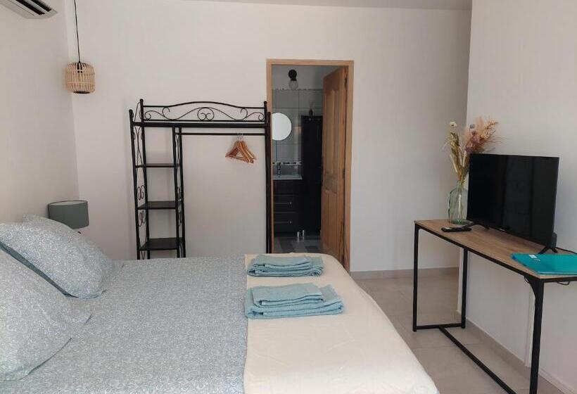 ベッドアンドブレックファースト Maison D Hôtes & Spa La Chêneraie Provence Ventoux