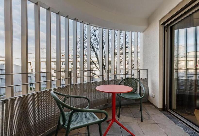 호텔 Brucklyn Suites