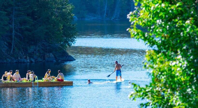 ホテル Hôtel Et Centre De Villégiature Lac Carling