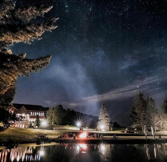 ホテル Hôtel Et Centre De Villégiature Lac Carling