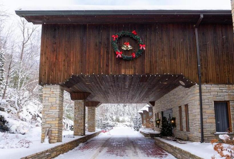 ホテル Hôtel Et Centre De Villégiature Lac Carling