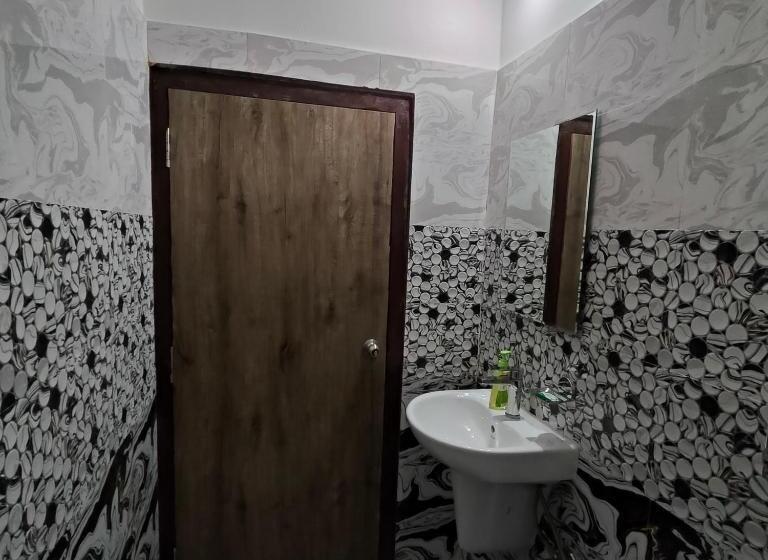 Отель Krazyrooms, Kaziranga