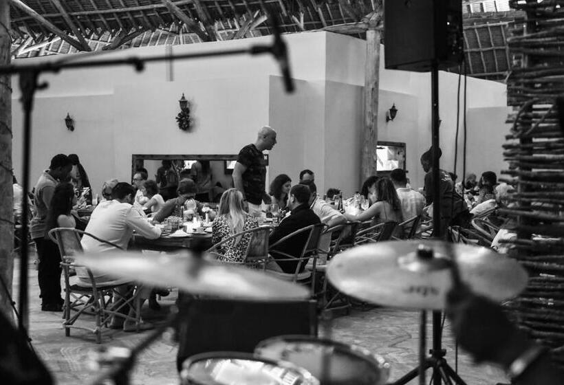 ホテル Ndame Paje