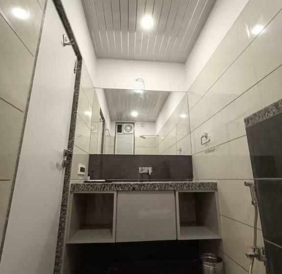 בית מלון כפרי Shri Anand Dham, Nathdwara   125 Meters Away From The Temple