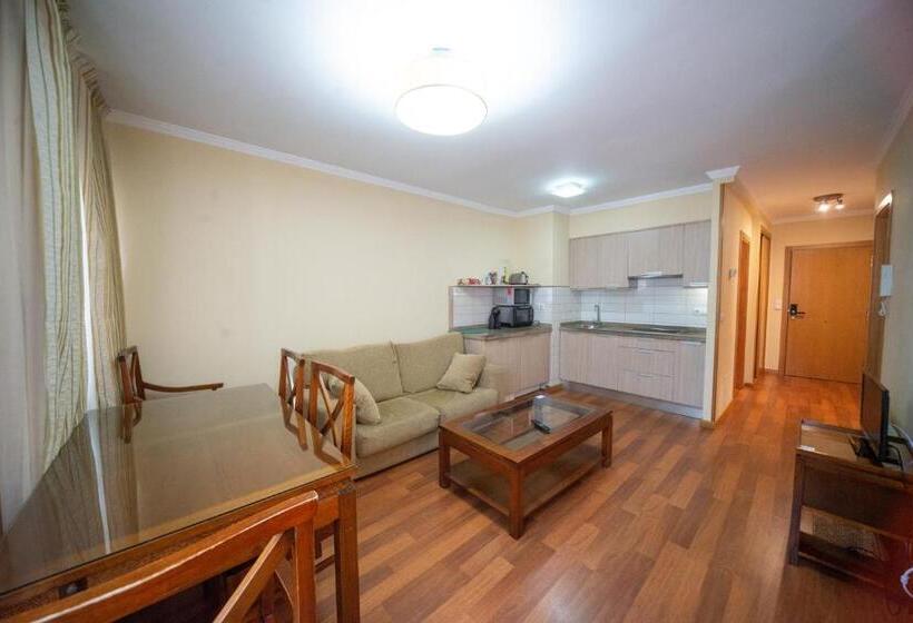 پانسیون Cabalo Furado Tui