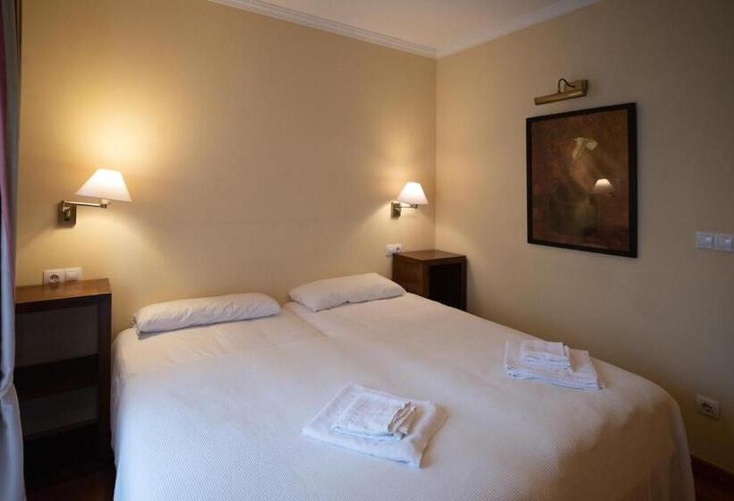 פנסיון Cabalo Furado Tui