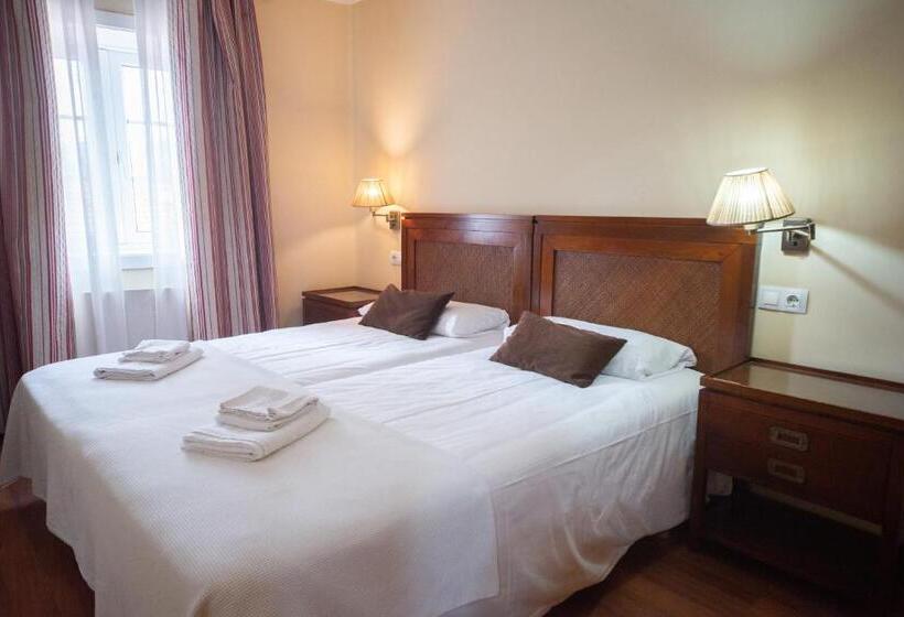 פנסיון Cabalo Furado Tui