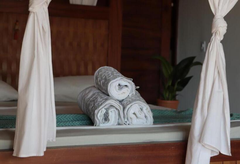 פנסיון Casa Camurupim