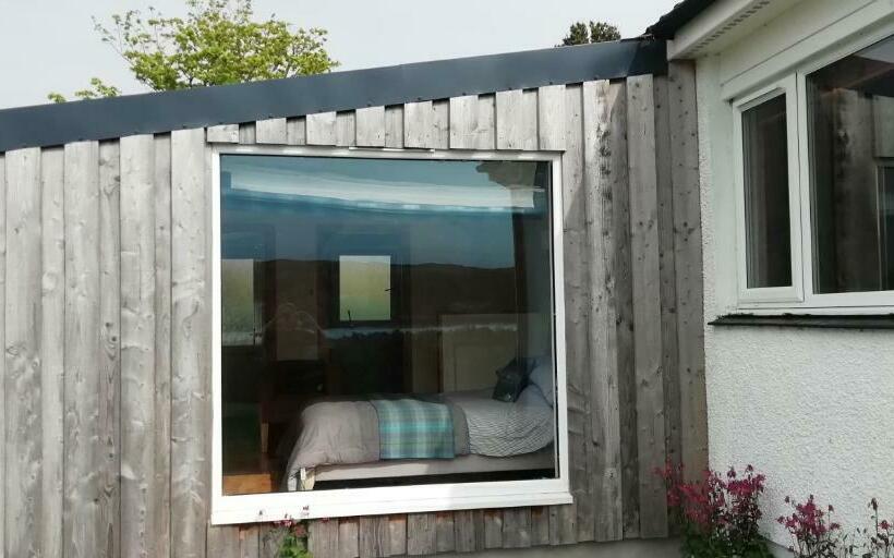 بنسيون Kiloran Self Catering Suite