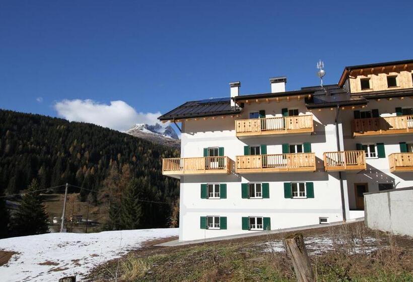 פנסיון La Lum De Roisc