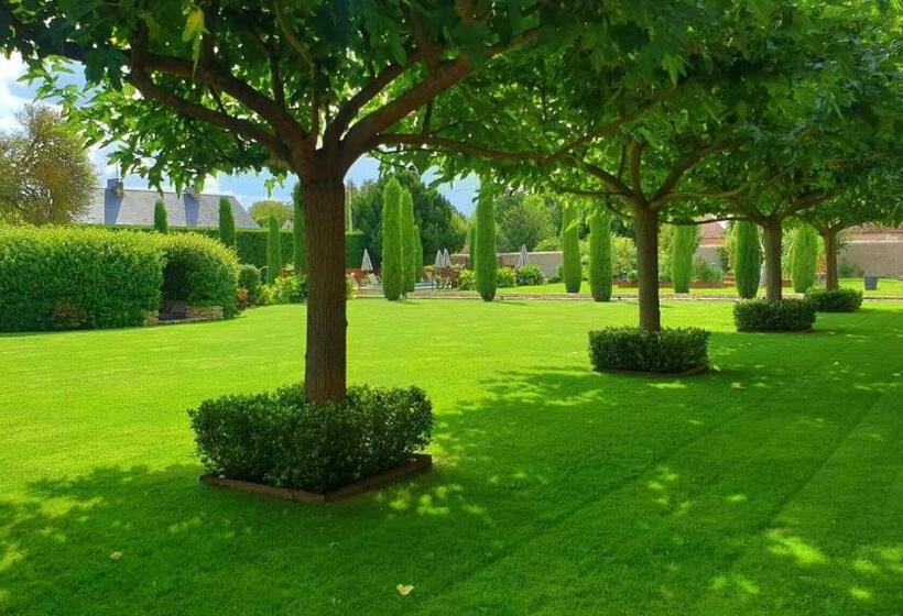 بنسيون Les Loges De Saint Eloi  Gîtes